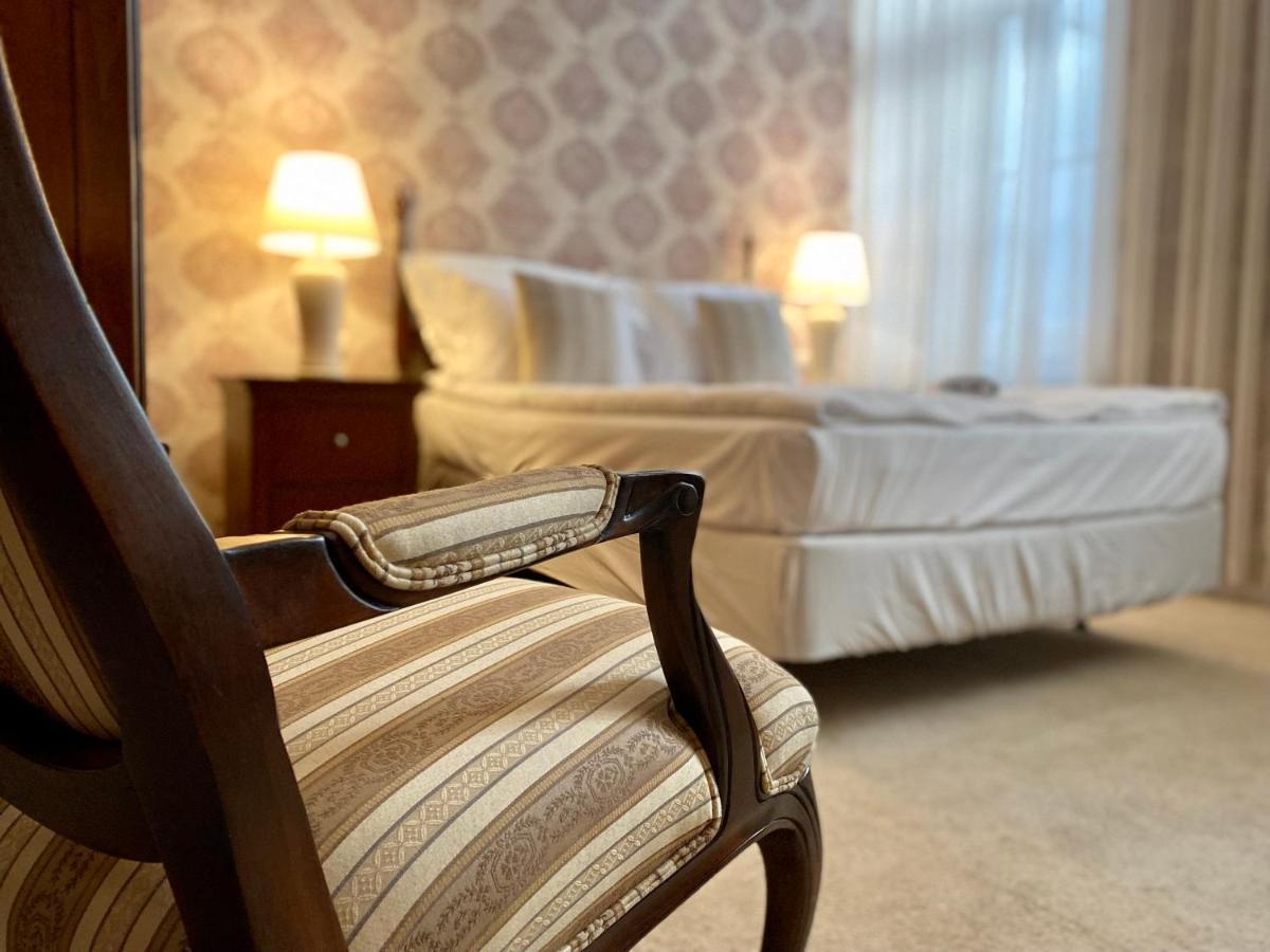 Opera16 Guestrooms بودابست المظهر الخارجي الصورة