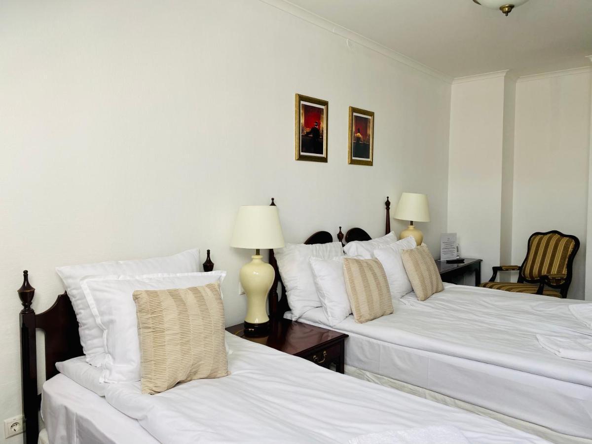 Opera16 Guestrooms بودابست المظهر الخارجي الصورة