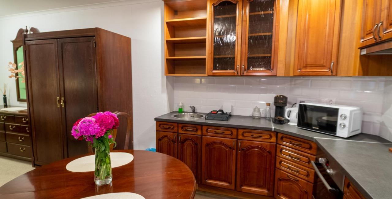 Opera16 Guestrooms بودابست المظهر الخارجي الصورة